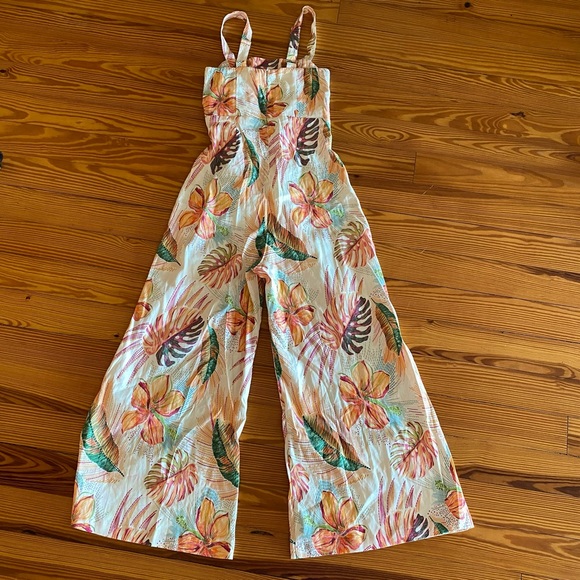 shore brand jumpsuit - Picture 3 of 12